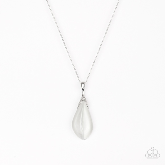 Friends In GLOW Places - White Pendant - Picture 3 of 3